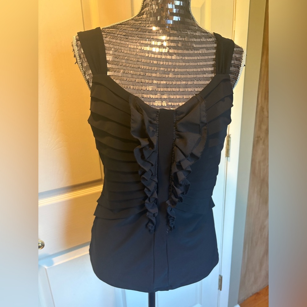 Feminine & Chic White House Black Market Black Sleeveless Ruffle Shell Top - Picture 7 of 7